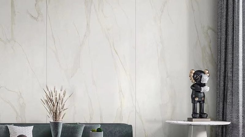 柔光砖亮光砖哪个适合有老人小孩的家庭